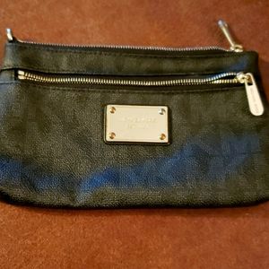 Michael Kors wristlet